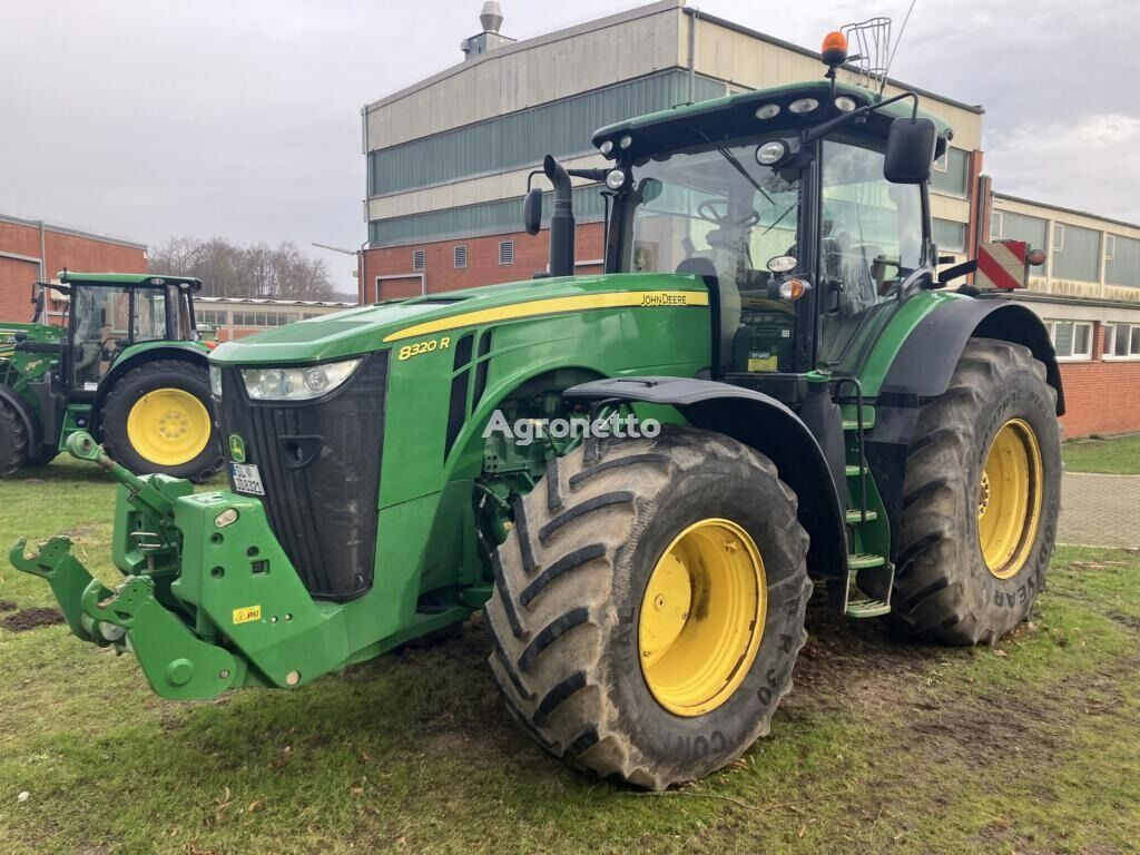 轮式拖拉机 John Deere 8320R